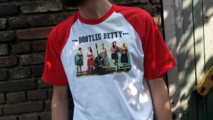 Shirt Bootleg Betty (front)