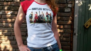 Shirt Bootleg Betty (girlie)