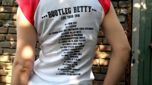 Shirt Bootleg Betty (girlie back)